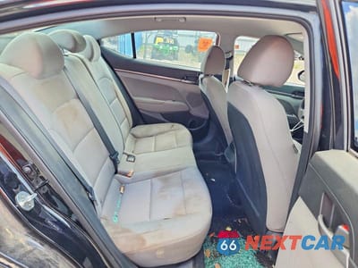 Zdjęcie 10 z 12 samochodu: 2017 HYUNDAI ELANTRA SE VIN:5NPD74LF3HH212118 - miniatura