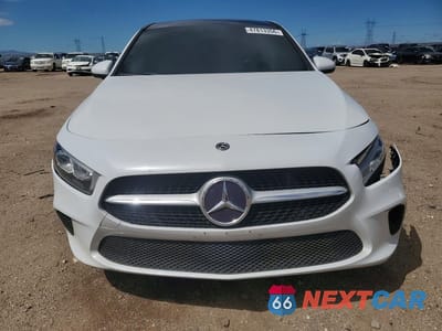 Piąte zdjęcie samochodu w środku: 2020 MERCEDES-BENZ A 220 VIN:W1K3G4EB8LW044412 - miniatura