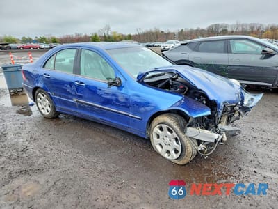 Czwarte zdjęcie samochodu z boku: 2005 MERCEDES-BENZ C 320 4MATIC VIN:WDBRF84J25F603218 - miniatura