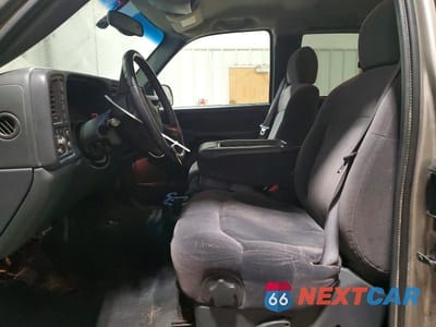 Zdjęcie 7 z 11 samochodu: 2002 CHEVROLET SILVERADO K1500 VIN:2GCEK19T921346090 - miniatura