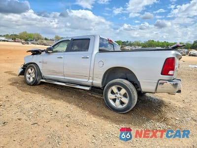Drugie zdjęcie samochodu z przodu: 2018 RAM 1500 SLT VIN:3C6RR7LT5JG171584 - miniatura
