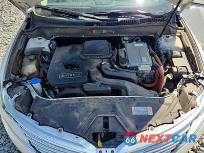 Zdjęcie 11 z 12 samochodu: 2016 LINCOLN MKZ HYBRID VIN:3LN6L2LU3GR612694 - miniatura