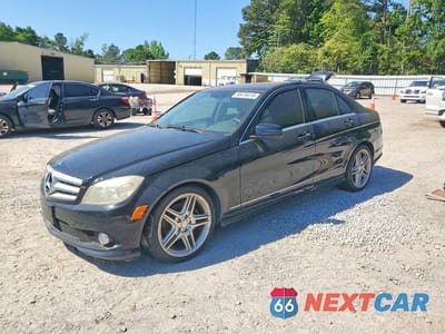 2010 MERCEDES-BENZ C 300 WDDGF5EB7AR093977 - główne zdjęcie licytacji z USA - miniatura
