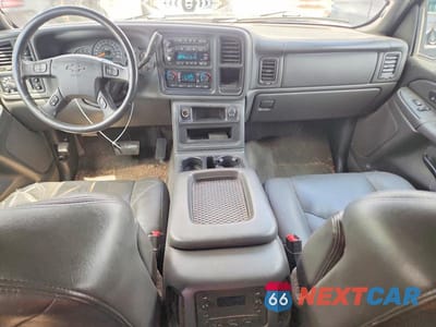 Zdjęcie 8 z 12 samochodu: 2004 CHEVROLET AVALANCHE K1500 VIN:3GNEK12T94G292527 - miniatura
