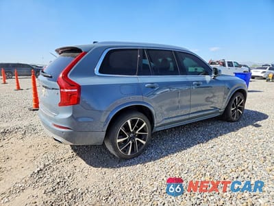 Trzecie zdjęcie samochodu z tyłu: 2020 VOLVO XC90 T6 MOMENTUM VIN:YV4A221K4L1561811 - miniatura