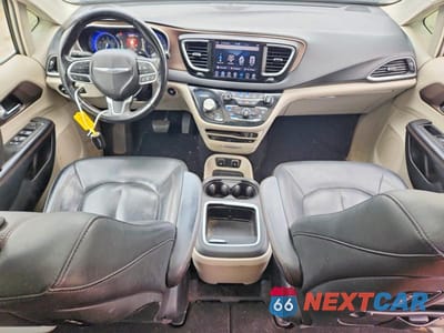 Zdjęcie 8 z 13 samochodu: 2019 CHRYSLER PACIFICA TOURING L PLUS VIN:2C4RC1EG3KR604905 - miniatura