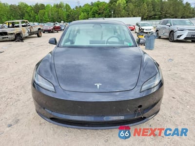 Piąte zdjęcie samochodu w środku: 2024 TESLA MODEL 3 VIN:5YJ3E1EB7RF822291 - miniatura