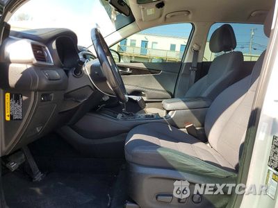Zdjęcie 7 z 13 samochodu: 2016 KIA SORENTO LX VIN:5XYPGDA35GG097842 - miniatura