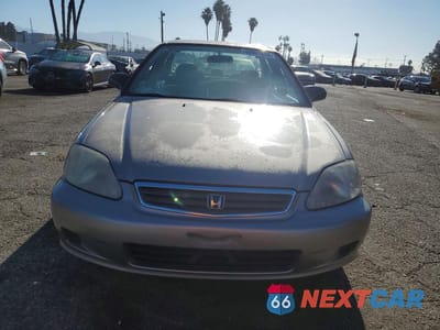 Piąte zdjęcie samochodu w środku: 2000 HONDA CIVIC LX VIN:2HGEJ6672YH588101 - miniatura