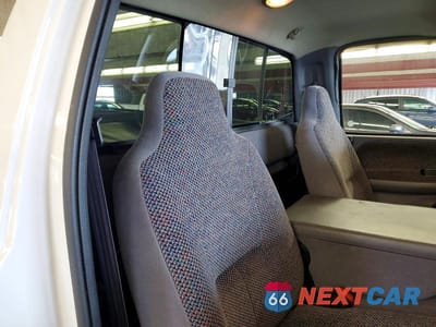 Zdjęcie 10 z 12 samochodu: 2002 DODGE RAM 2500 VIN:3B7KF26Z72M229204 - miniatura