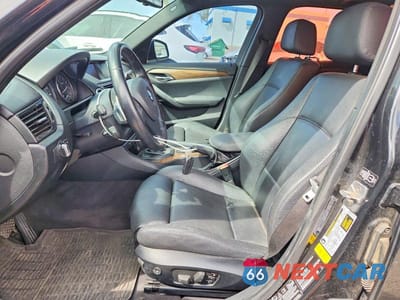 Zdjęcie 7 z 12 samochodu: 2013 BMW X1 XDRIVE35I VIN:WBAVM5C54DVV91115 - miniatura
