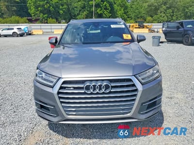 Piąte zdjęcie samochodu w środku: 2017 AUDI Q7 PREMIUM VIN:WA1AHAF7XHD037241 - miniatura