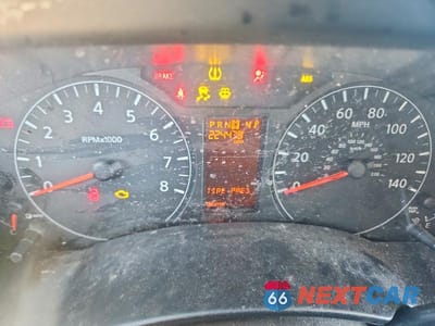 Zdjęcie 9 z 13 samochodu: 2015 NISSAN NV 3500 HD SL VIN:5BZAF0AA8FN850657 - miniatura
