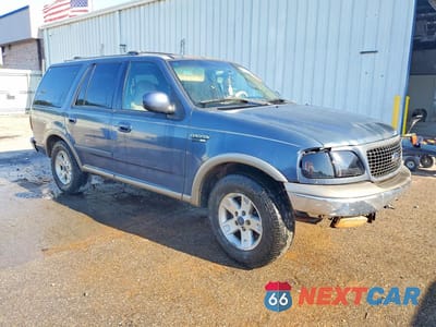 Czwarte zdjęcie samochodu z boku: 2000 FORD EXPEDITION EDDIE BAUER VIN:1FMEU17L9YLB14035 - miniatura