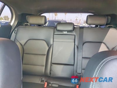 Zdjęcie 10 z 13 samochodu: 2017 MERCEDES-BENZ GLA 250 VIN:WDCTG4EB9HJ327071 - miniatura