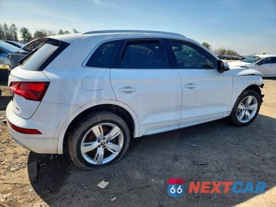 Trzecie zdjęcie samochodu z tyłu: 2019 AUDI Q5 PREMIUM PLUS VIN:WA1BNAFY1K2051439 - miniatura