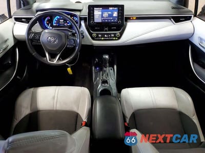 Zdjęcie 8 z 13 samochodu: 2019 TOYOTA COROLLA HATCHBACK XSE VIN:JTNK4RBE0K3012401 - miniatura
