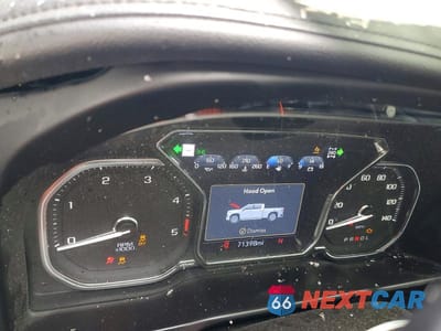 Zdjęcie 9 z 11 samochodu: 2022 GMC SIERRA K2500 AT4 VIN:1GT49PEY8NF362483 - miniatura