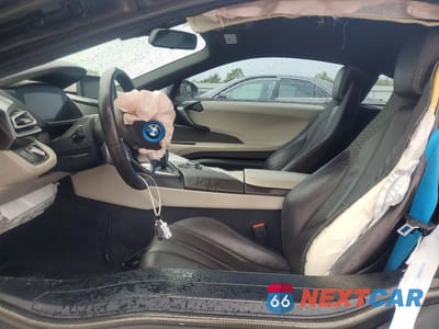Zdjęcie 7 z 12 samochodu: 2014 BMW I8 VIN:WBY2Z2C52EVX64555 - miniatura