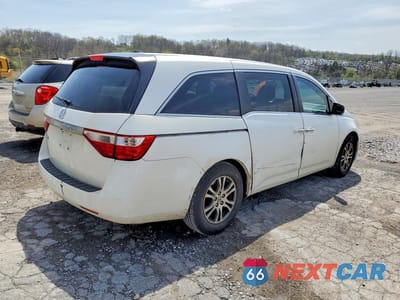 Trzecie zdjęcie samochodu z tyłu: 2011 HONDA ODYSSEY EXL VIN:5FNRL5H60BB102262 - miniatura