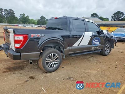 Trzecie zdjęcie samochodu z tyłu: 2022 FORD F150 SUPERCREW VIN:1FTFW1E52NKD95541 - miniatura