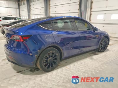 Trzecie zdjęcie samochodu z tyłu: 2021 TESLA MODEL Y VIN:5YJYGDEEXMF200109 - miniatura