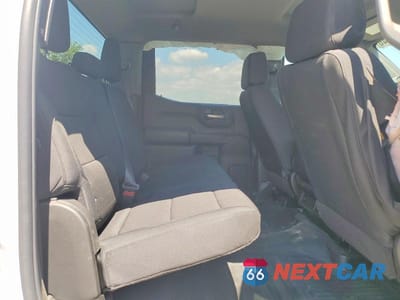 Zdjęcie 10 z 12 samochodu: 2025 CHEVROLET SILVERADO K1500 VIN:1GCPKAEK5SZ185752 - miniatura