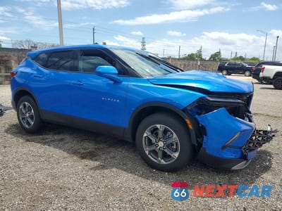 Czwarte zdjęcie samochodu z boku: 2025 CHEVROLET BLAZER 2LT VIN:3GNKBCR4XSS267613 - miniatura