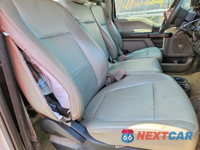 Zdjęcie 6 z 10 samochodu: 2019 FORD F250 SUPER DUTY VIN:1FDBF2A63KEG24592 - miniatura