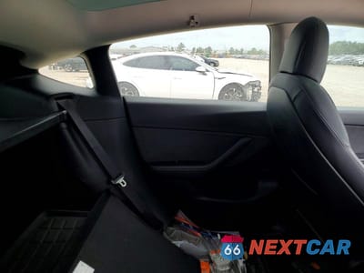 Zdjęcie 11 z 13 samochodu: 2021 TESLA MODEL Y VIN:5YJYGDEE2MF279873 - miniatura