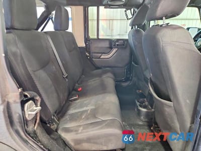 Zdjęcie 10 z 12 samochodu: 2013 JEEP WRANGLER UNLIMITED SPORT VIN:1C4BJWDG1DL506005 - miniatura
