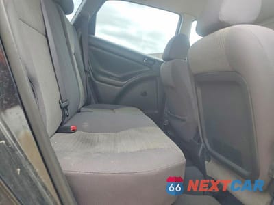 Zdjęcie 11 z 12 samochodu: 2005 TOYOTA COROLLA MATRIX XR VIN:2T1KR32E95C318897 - miniatura