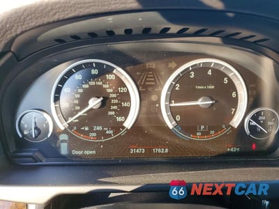 Zdjęcie 9 z 12 samochodu: 2015 BMW X5 XDRIVE35I VIN:5UXKR0C50F0P09380 - miniatura