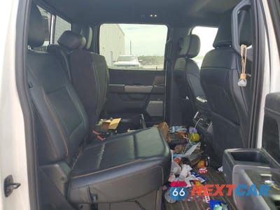 Zdjęcie 10 z 13 samochodu: 2025 FORD F150 LARIAT VIN:1FTFW5L87SFB40814 - miniatura
