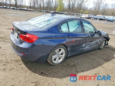 Trzecie zdjęcie samochodu z tyłu: 2016 BMW 328 XI SULEV VIN:WBA8E3G58GNU00535 - miniatura