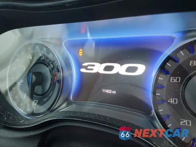 Zdjęcie 9 z 11 samochodu: 2023 CHRYSLER 300 S VIN:2C3CCABG8PH628290 - miniatura