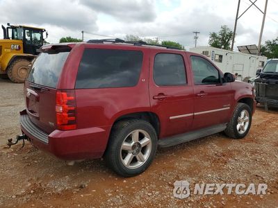 Trzecie zdjęcie samochodu z tyłu: 2010 CHEVROLET TAHOE K1500 LT VIN:1GNUKBE02AR271940 - miniatura