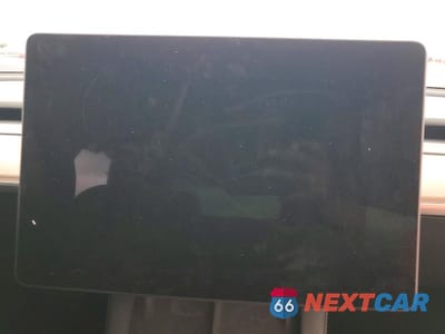 Zdjęcie 9 z 12 samochodu: 2023 TESLA MODEL 3 VIN:5YJ3E1EA4PF695178 - miniatura