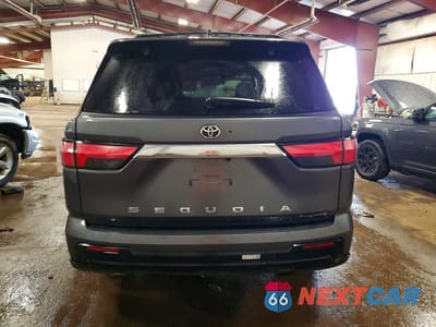 Zdjęcie 6 z 14 samochodu: 2025 TOYOTA SEQUOIA 1794 EDITION VIN:7SVAAABA9SX069766 - miniatura
