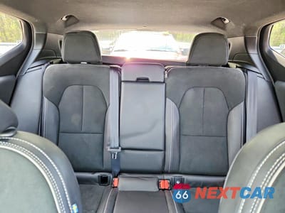Zdjęcie 10 z 14 samochodu: 2019 VOLVO XC40 T5 R-DESIGN VIN:YV4162UM9K2117222 - miniatura