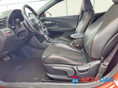 Zdjęcie 7 z 12 samochodu: 2020 HYUNDAI VELOSTER 2.0L PREMIUM VIN:KMHTG6AF9LU029777 - miniatura