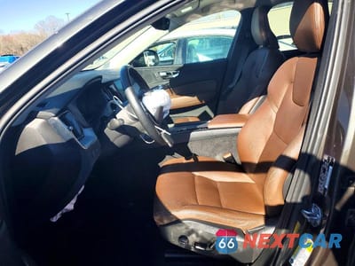 Zdjęcie 7 z 13 samochodu: 2019 VOLVO XC60 T6 VIN:YV4A22RKXK1357534 - miniatura