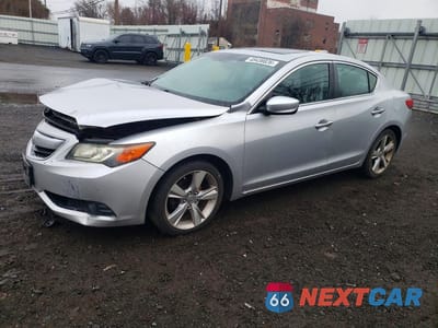 2013 ACURA ILX 20 PREMIUM 19VDE1F52DE016704 - główne zdjęcie licytacji z USA - miniatura