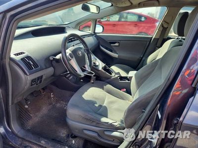 Zdjęcie 7 z 12 samochodu: 2011 TOYOTA PRIUS TWO VIN:JTDKN3DU8B0284456 - miniatura