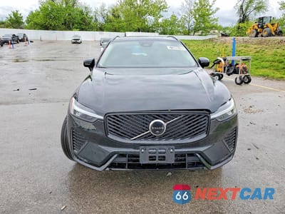 Piąte zdjęcie samochodu w środku: 2026 VOLVO XC60 ULTRA VIN:YV4M12RM7T1422570 - miniatura