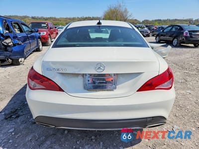 Zdjęcie 6 z 13 samochodu: 2017 MERCEDES-BENZ CLA 250 VIN:WDDSJ4EB3HN464055 - miniatura