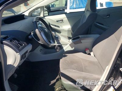 Zdjęcie 7 z 12 samochodu: 2012 TOYOTA PRIUS TWO VIN:JTDKN3DU9C5414152 - miniatura