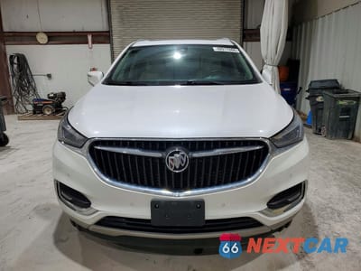 Piąte zdjęcie samochodu w środku: 2021 BUICK ENCLAVE PREMIUM VIN:5GAEVBKW5MJ240697 - miniatura