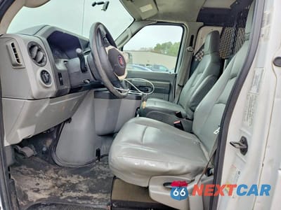 Zdjęcie 7 z 12 samochodu: 2013 FORD ECONOLINE E250 VAN VIN:1FTNE2EW6DDA05475 - miniatura