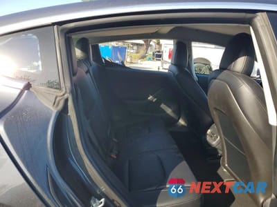 Zdjęcie 10 z 11 samochodu: 2018 TESLA MODEL 3 VIN:5YJ3E1EA7JF007813 - miniatura